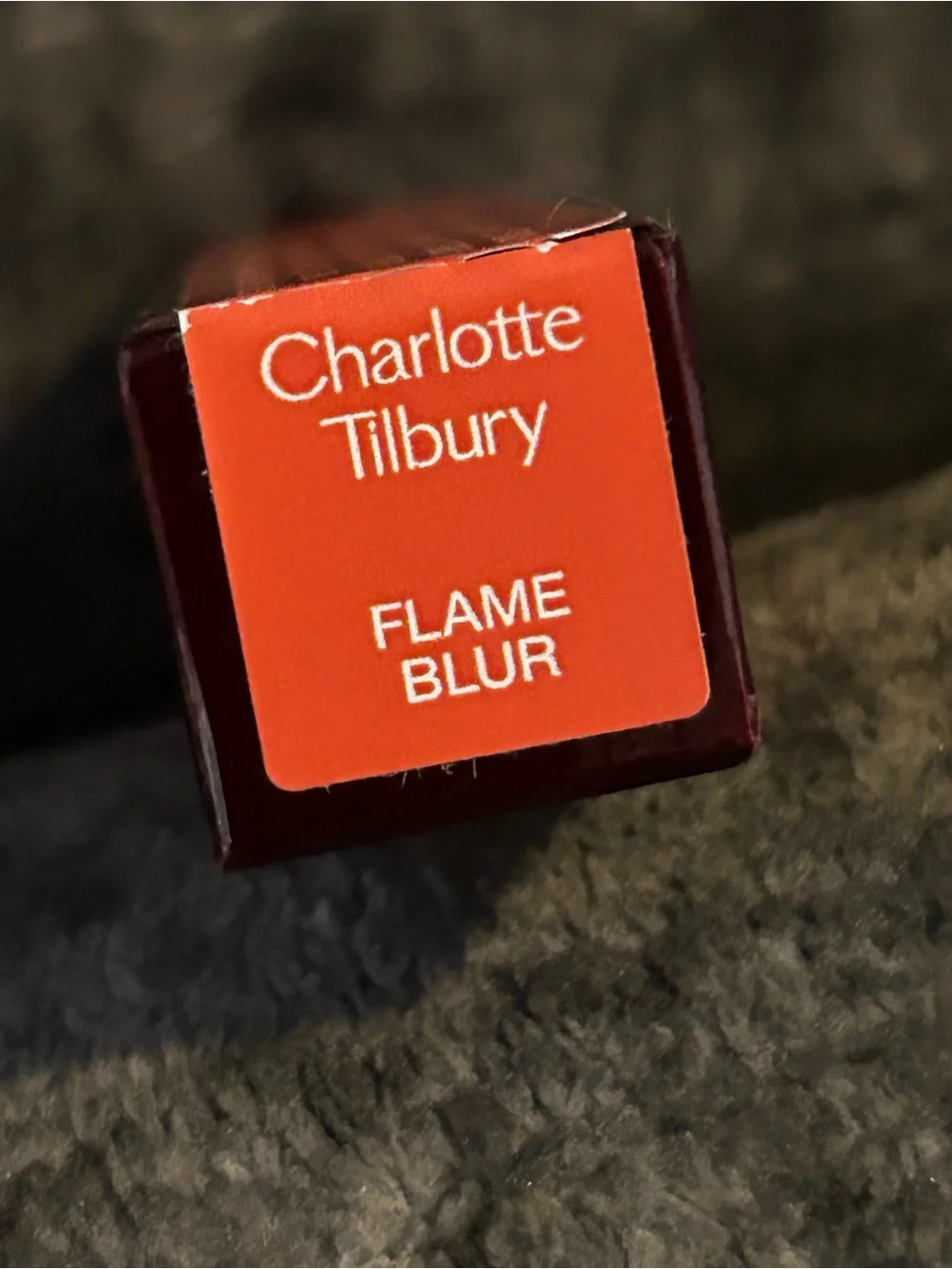 Charlotte Tilbury Air Brush Flawless Lip Blur. Color Flame Blur.